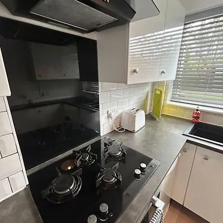 Modern & Spacious 4 Bedroom Home Crewe Exterior photo