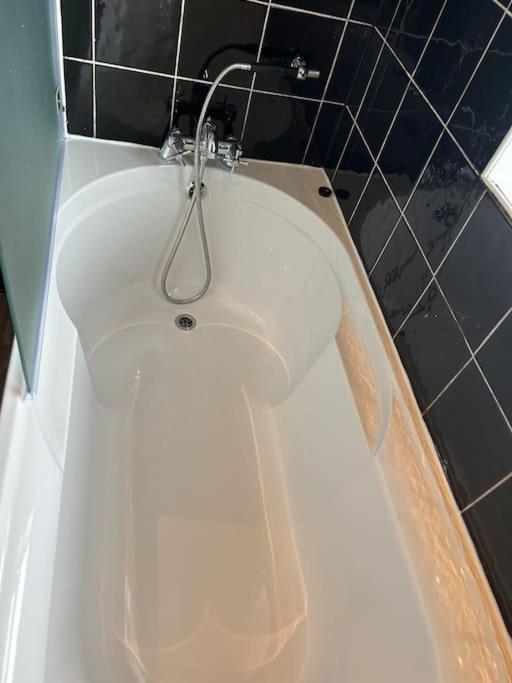 Holiday home Modern & Spacious 4 Bedroom Crewe