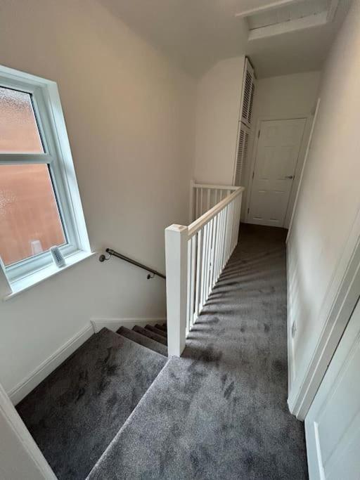 Holiday home Modern & Spacious 4 Bedroom Crewe